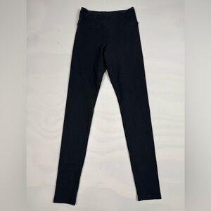 NWT SKIMS Outdoor High Waist Legging Women’s Small Color Onyx Retail $53